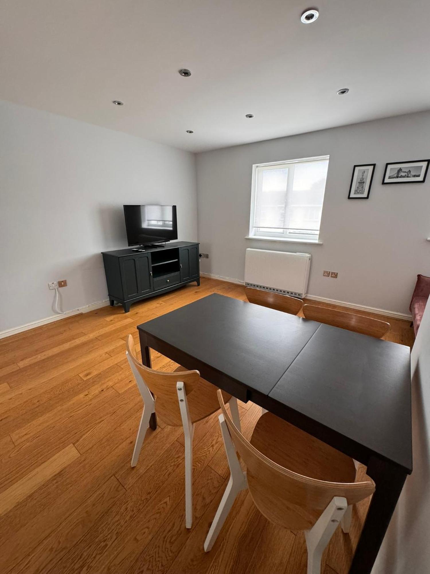 2-Bedroom Flat Walking Distance To Excel London - Perfect Location! Εξωτερικό φωτογραφία