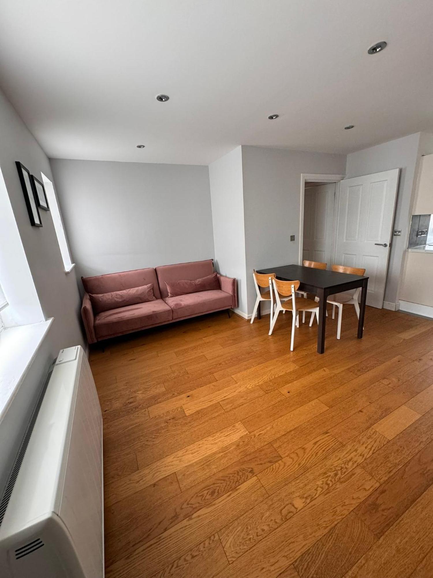 2-Bedroom Flat Walking Distance To Excel London - Perfect Location! Εξωτερικό φωτογραφία